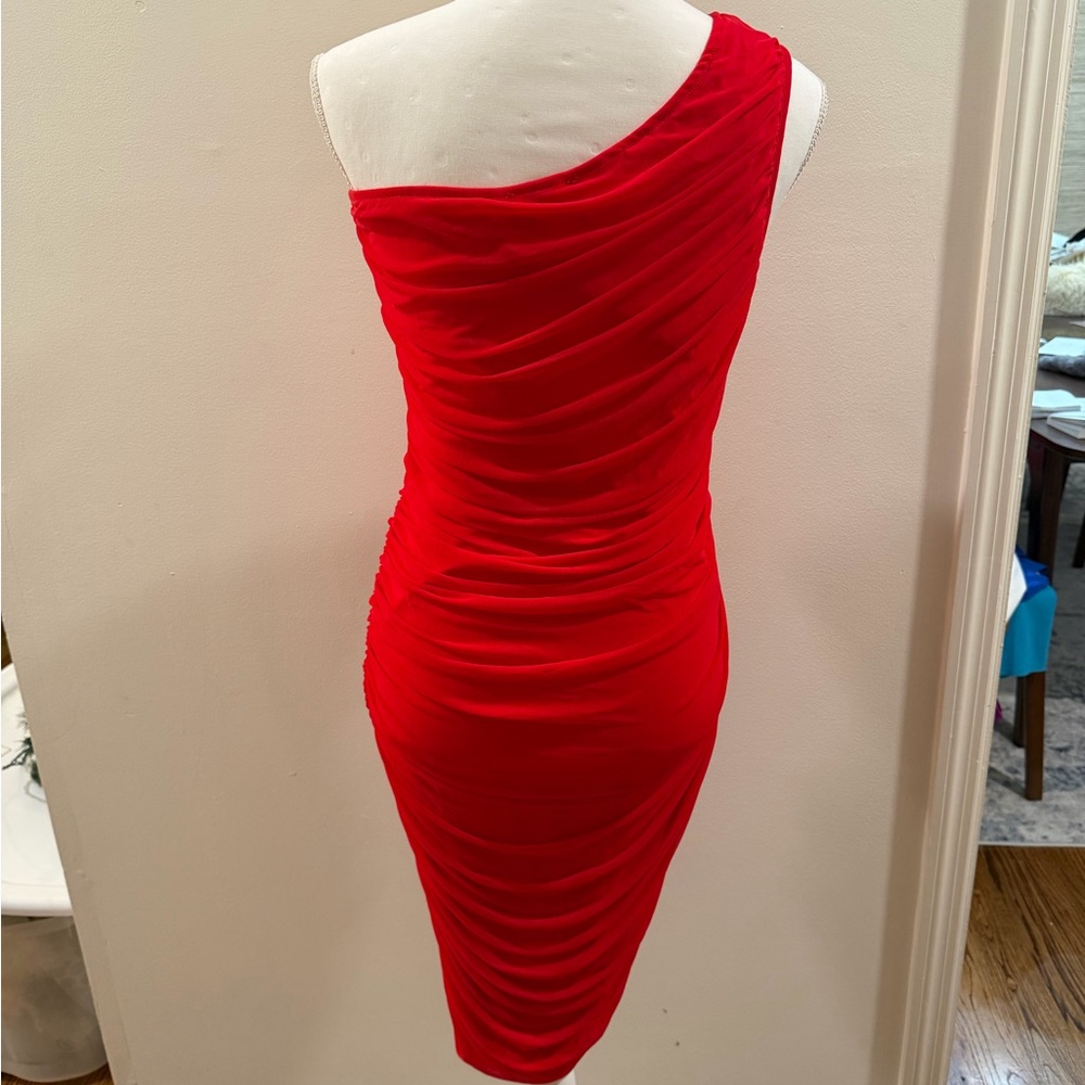 Red One-Shoulder Ruched Bodycon Dress - Picture 2 of 2